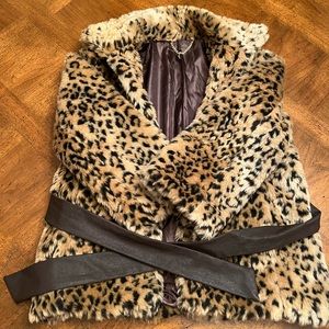 Vintage leopard faux fur jacket, Size M